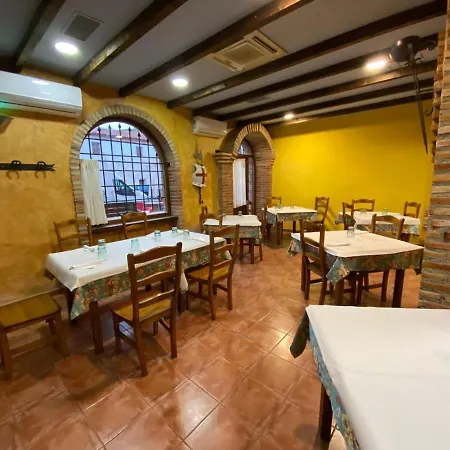 Posada Del Cid Guest house Terrer