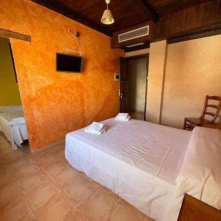 Posada Del Cid 招待所 Terrer